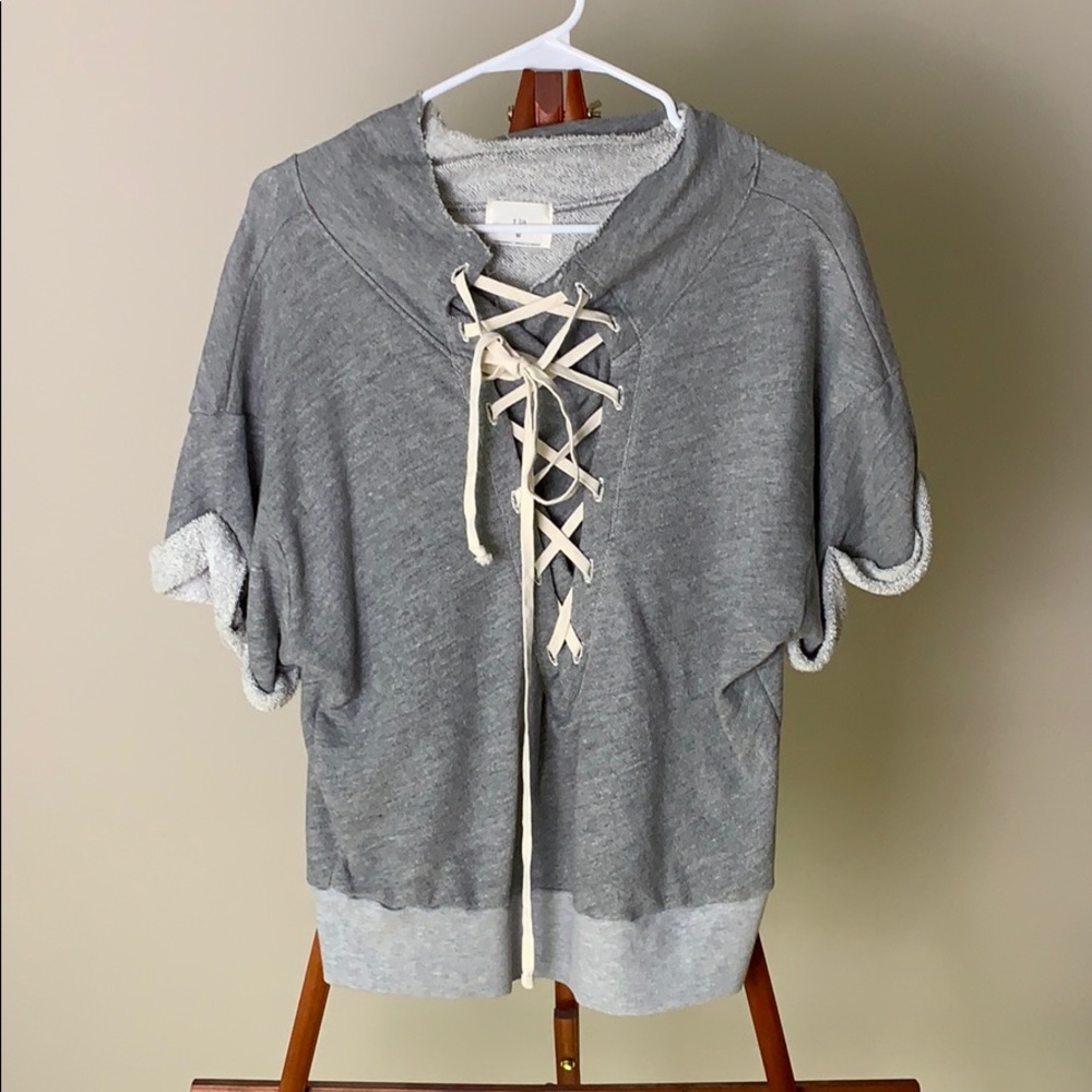 T.la shirt